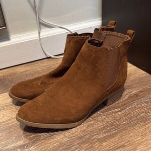 SO Women's Brown Suede Ankle Boots